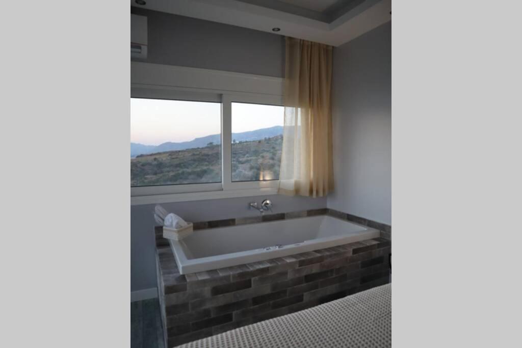 360° View Suites Cos Neápolis Екстериор снимка